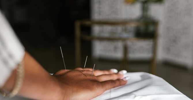 The power of Acupuncture, Large Intestine 4 . 